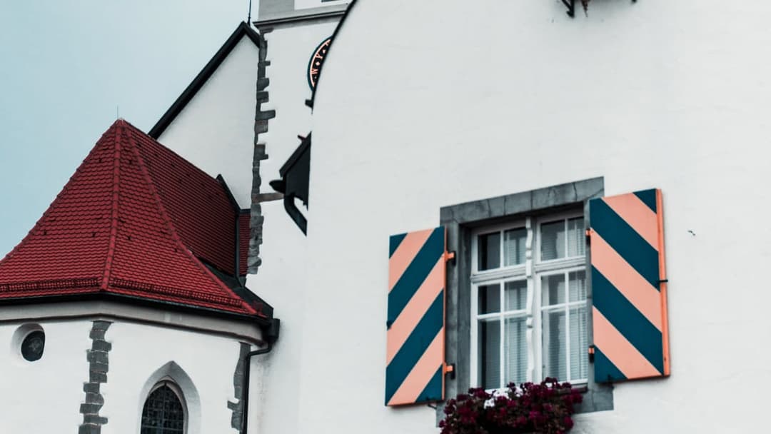 Code with Syntax Highlighting with PrismJS